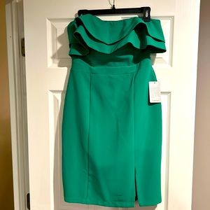 Size medium green adelyn Rae strapless dress